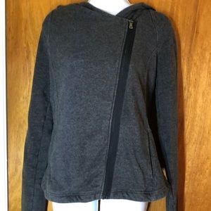 Under Armour hoodie w/ asymmetrical zipper, Medium